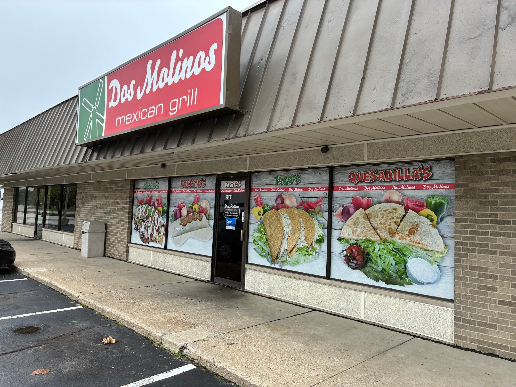 Dos Molinos Mexican Grill storefront at 2004 S Elizabeth St Kokomo IN